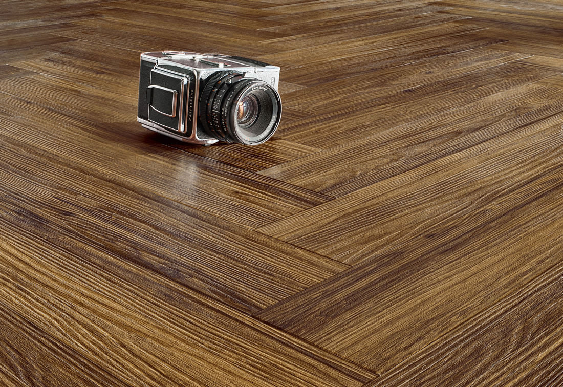 JOKA Design 555 Cycle Dryback 5382 Incredible Dark Oak Detailansicht